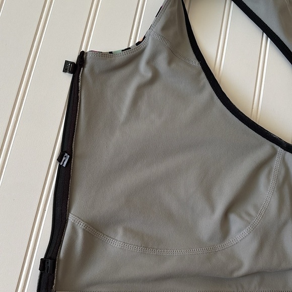 torrid | Women's Low-Impact Wireless Zip-Front Active Sports Bra Size 3X - Picture 10 of 10